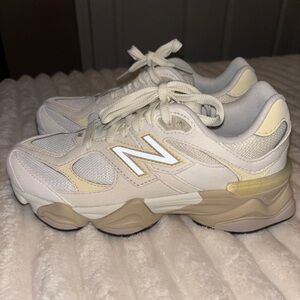 New Balance Unisex 9060 Sneakers
